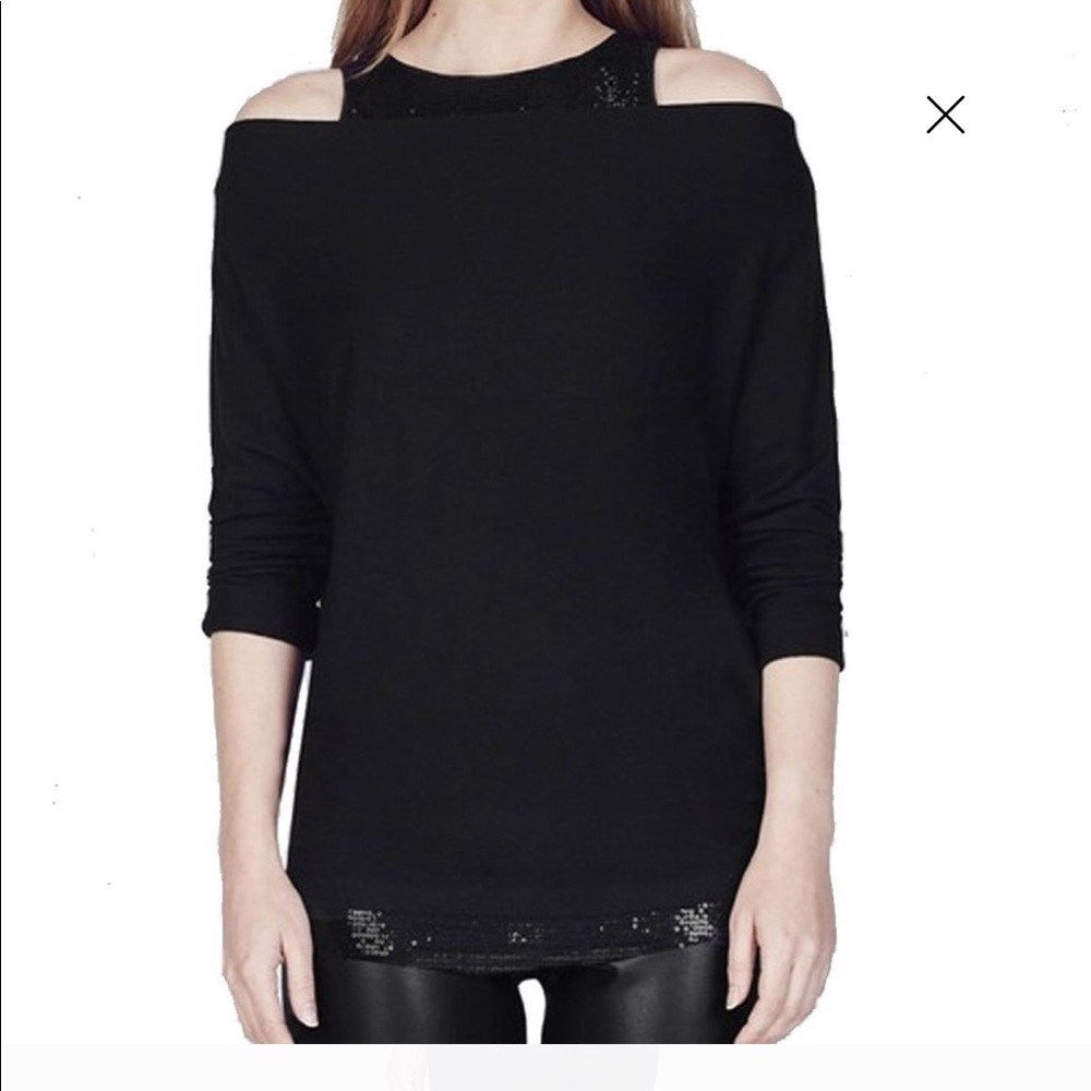 😍Bailey 44 sequin cold shoulder knit top